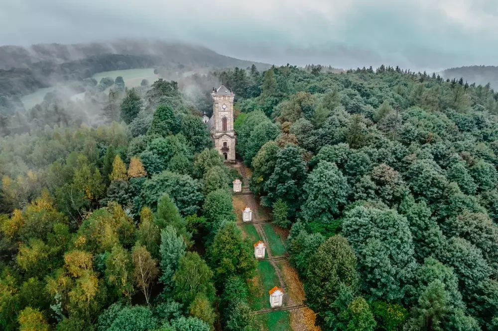 Křížová hora v Jiřetíně pod Jedlovou
